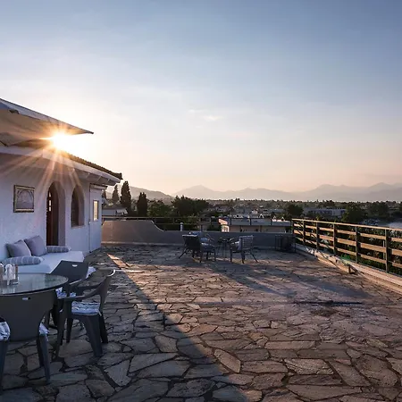 Bay γ2 Loft Apartment *