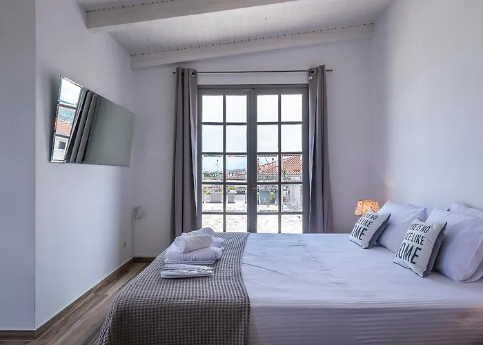 Bay γ2 Loft * Σελιανίτικα