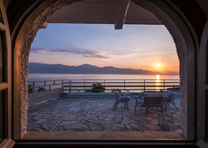 Bay γ2 Loft Σελιανίτικα